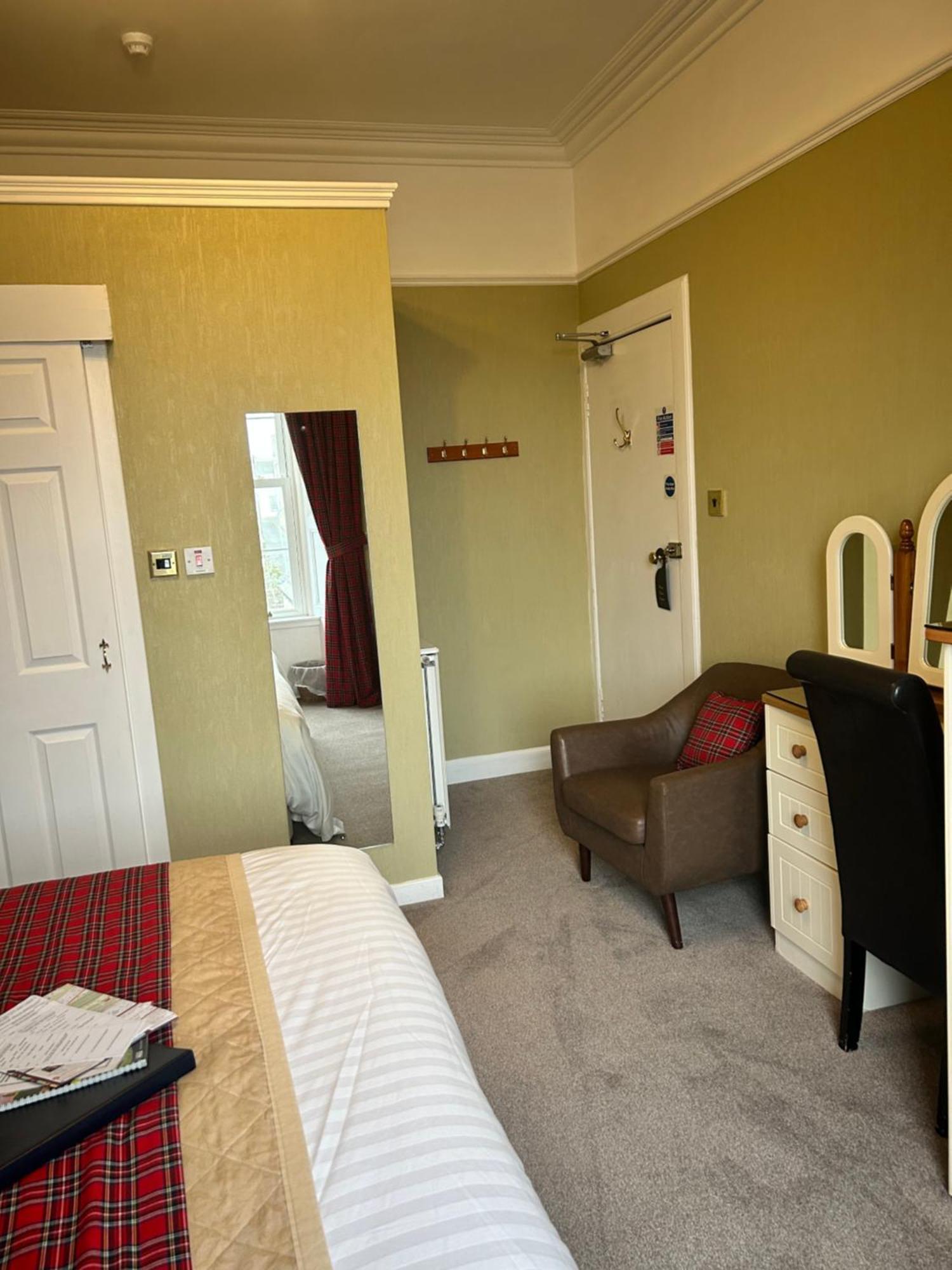Daviot Guest House Ayr Exterior photo